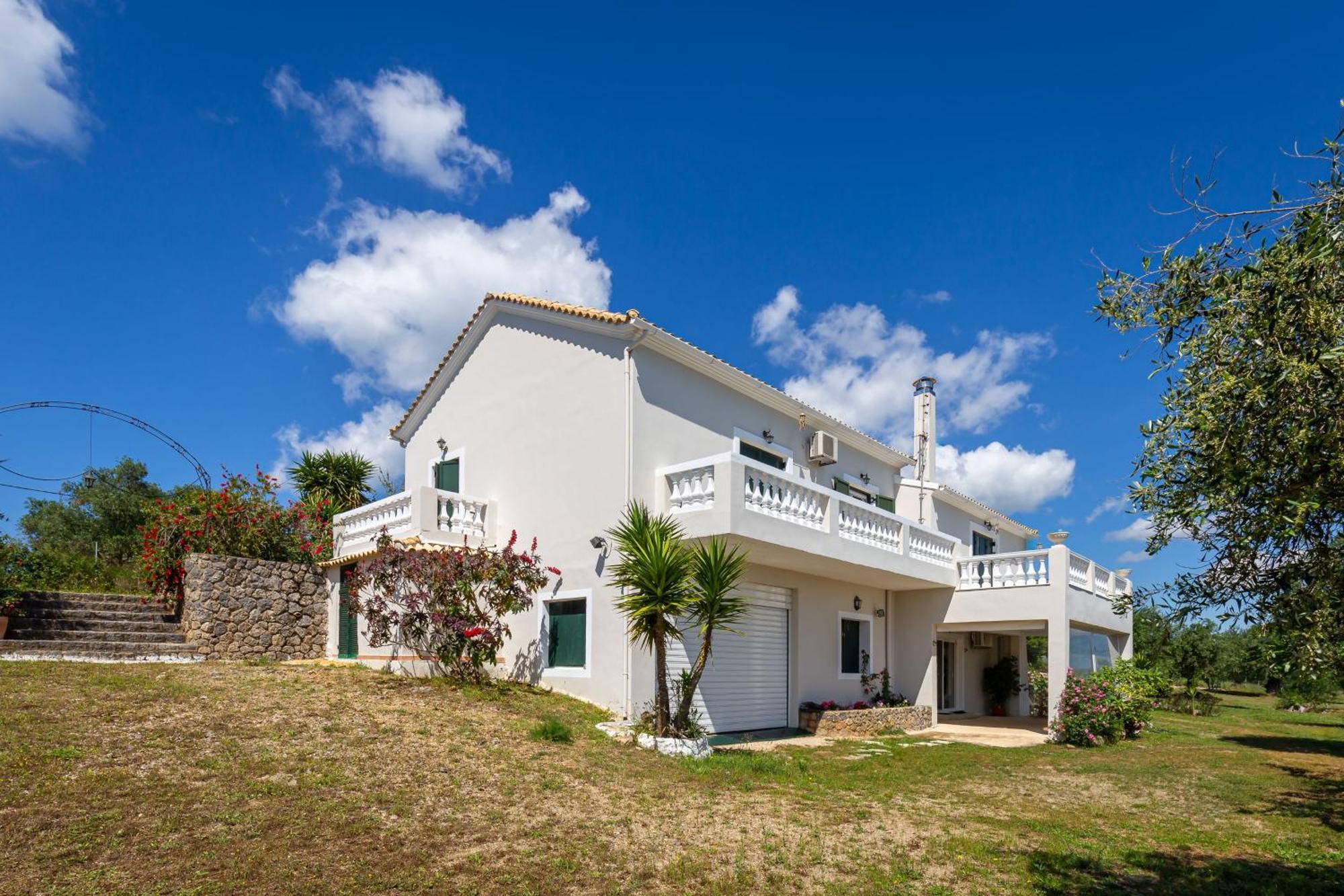 Villa Classical Anta
