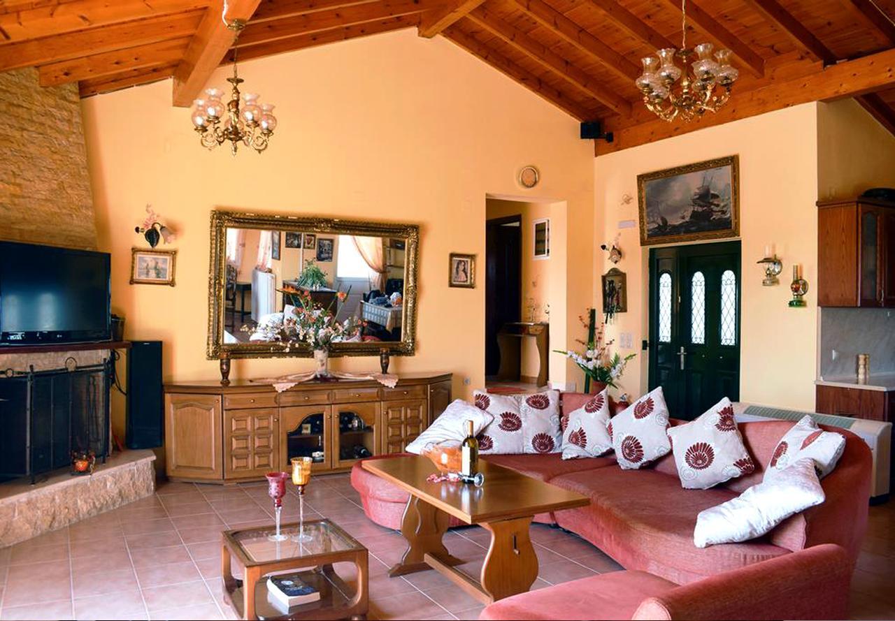 Villa Classical Anta Agios Ioannis (Corfu)