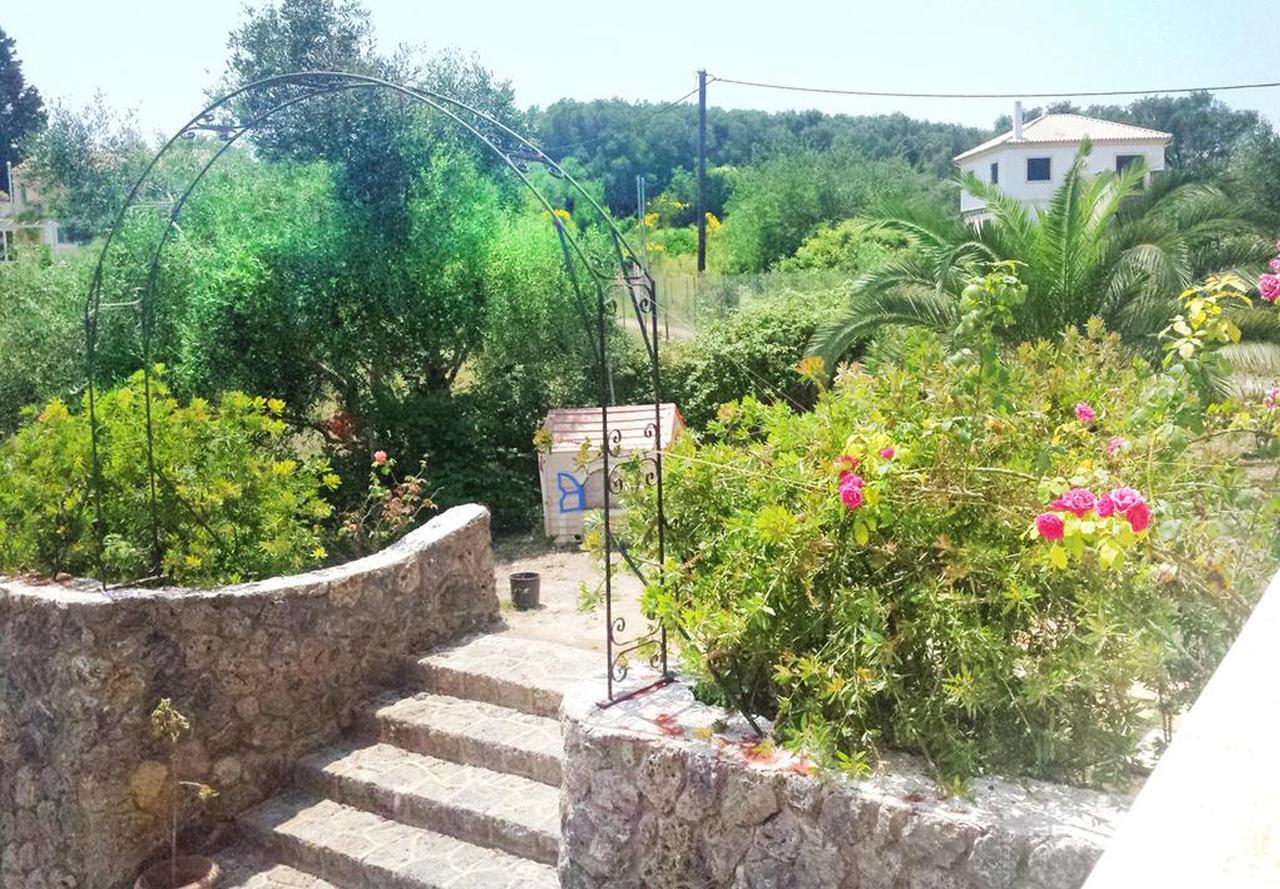 Classical Anta Villa Agios Ioannis (Corfu)